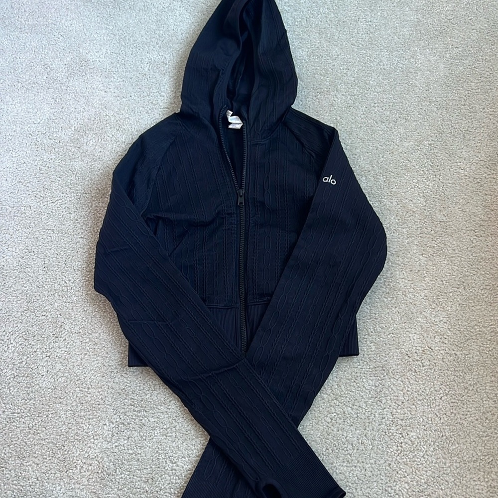 Alo zip up